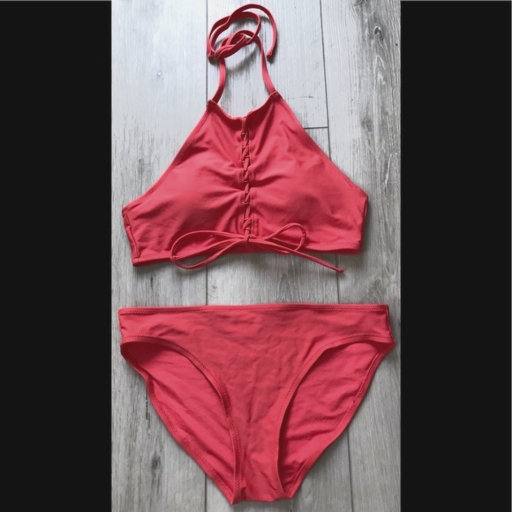 AERIE BIKINI HIGH NECK MEDIUM CORAL WIRELESS